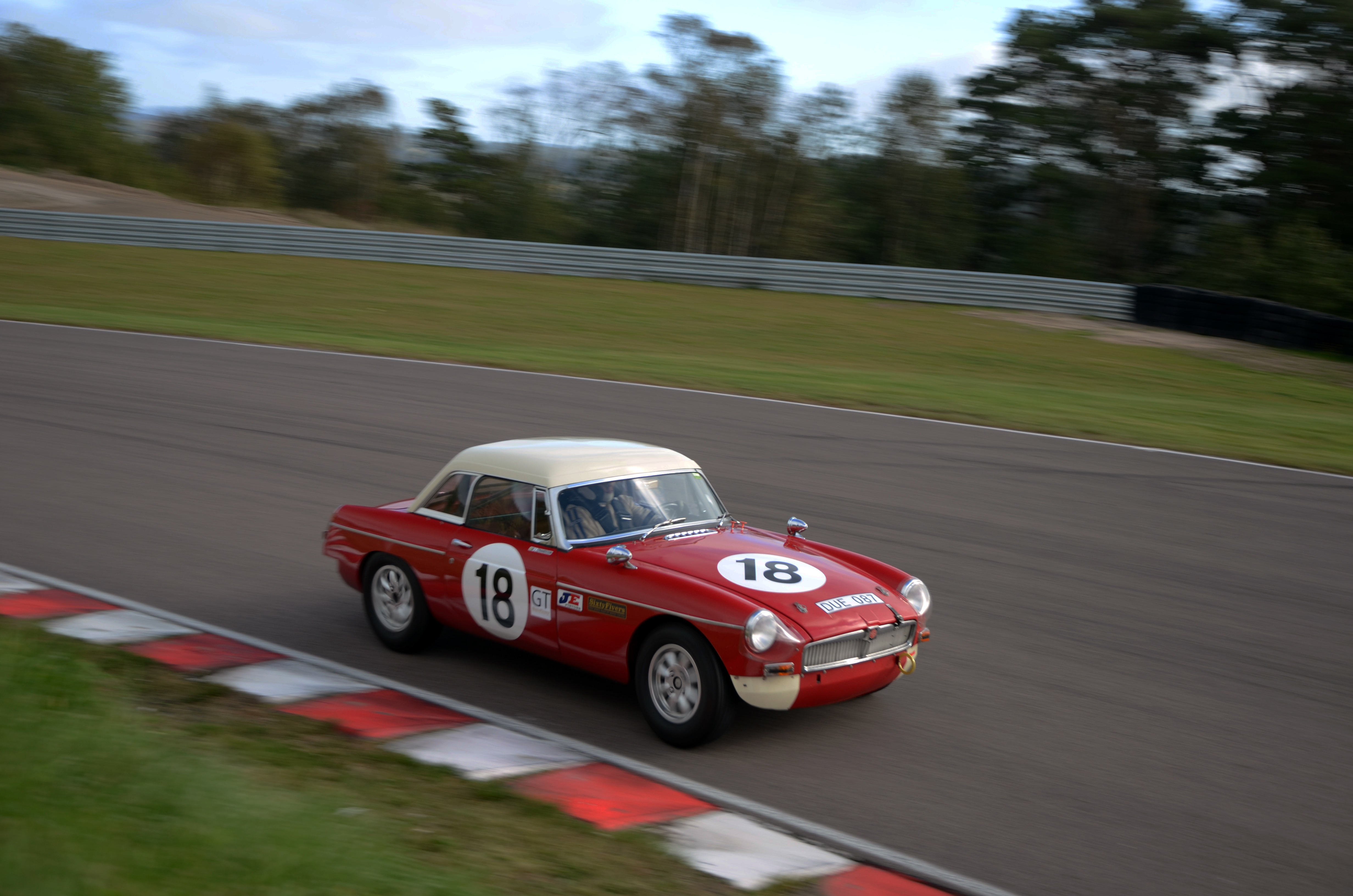  Jimmy Edvardsson. MGB Roadster